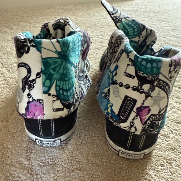 COACH - Vintage Bonney Black Signature Butterfly Fold-Over Sneakers - Picture 5 of 5